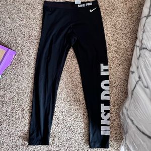 Womens Nike Pros